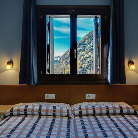 Hostal Parque Natural Benasque Exterior photo