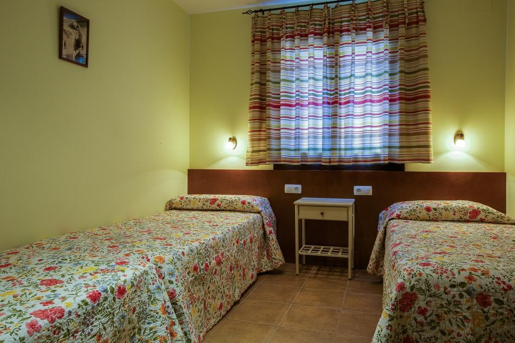 Hostal Parque Natural Benasque Room photo