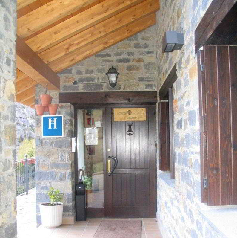 Hostal Parque Natural Benasque Exterior photo